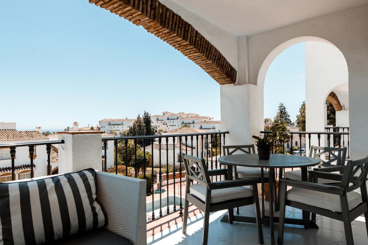 Spacious 2-Bedroom Apartment With Free Parking Sitio de Calahonda المظهر الخارجي الصورة