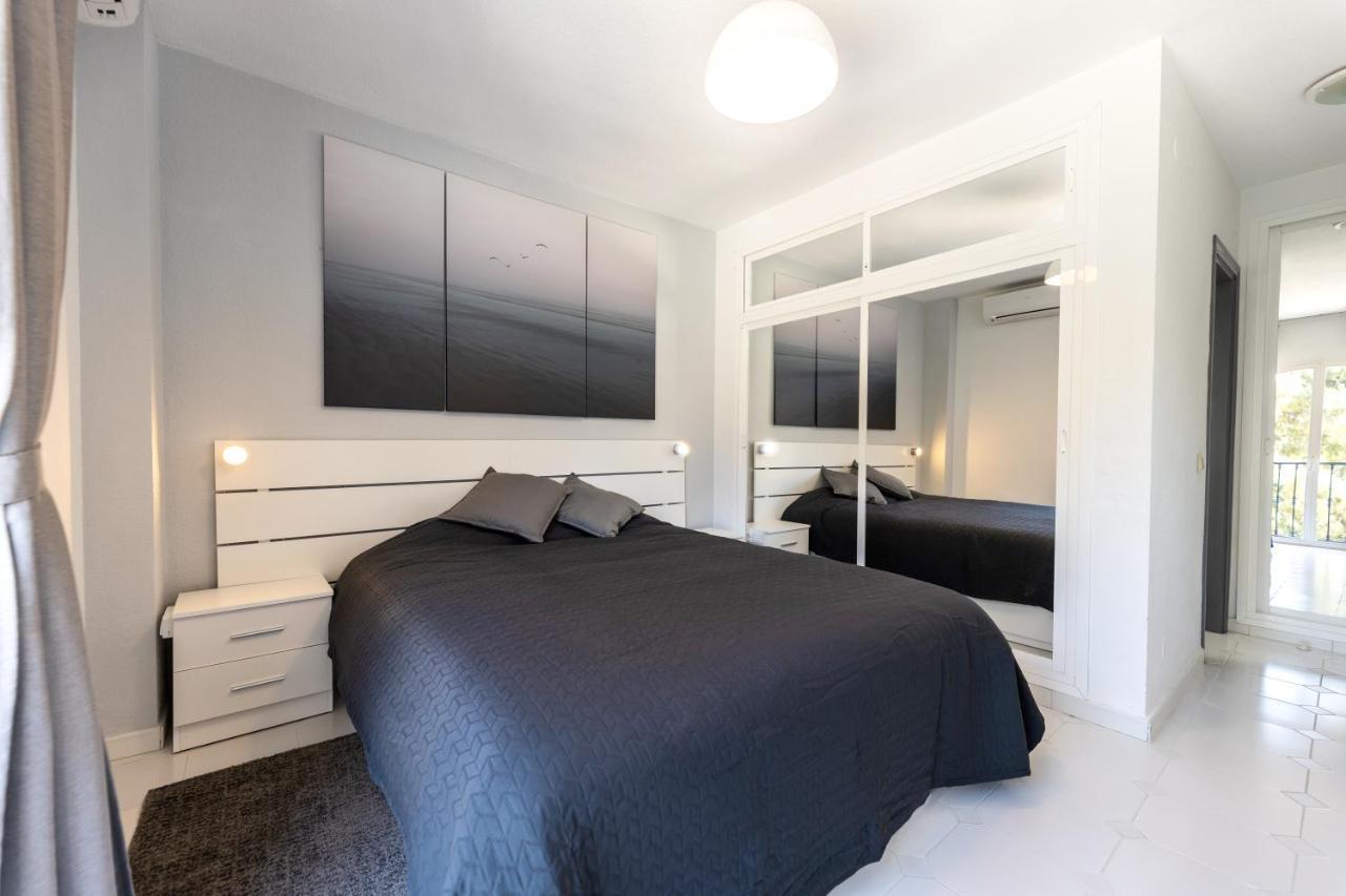 Spacious 2-Bedroom Apartment With Free Parking Sitio de Calahonda المظهر الخارجي الصورة