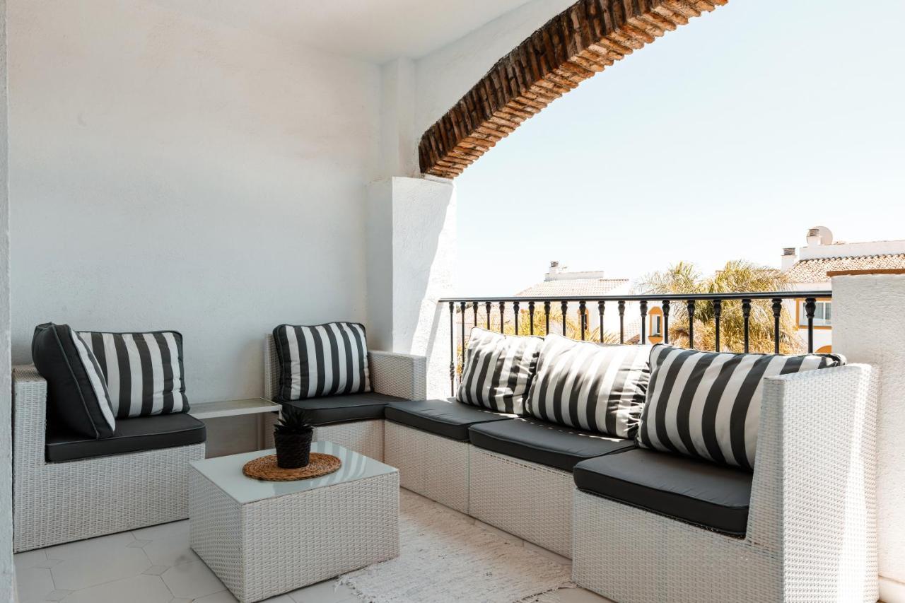 Spacious 2-Bedroom Apartment With Free Parking Sitio de Calahonda المظهر الخارجي الصورة
